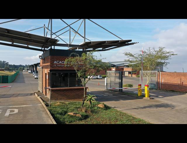 1,160M² WAREHOUSE TO LET IN WATERFALL